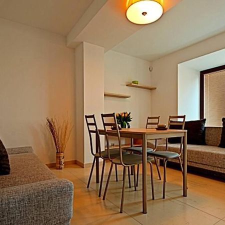 Apartamencik Z Ogrodkiem / Apartment With Garden Sarbinowo Exterior photo